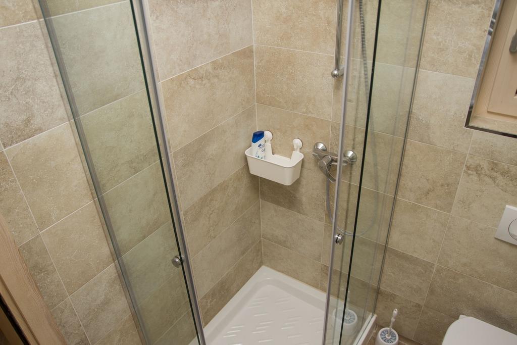 Apartments Brezanin Сутоморе Екстериор снимка