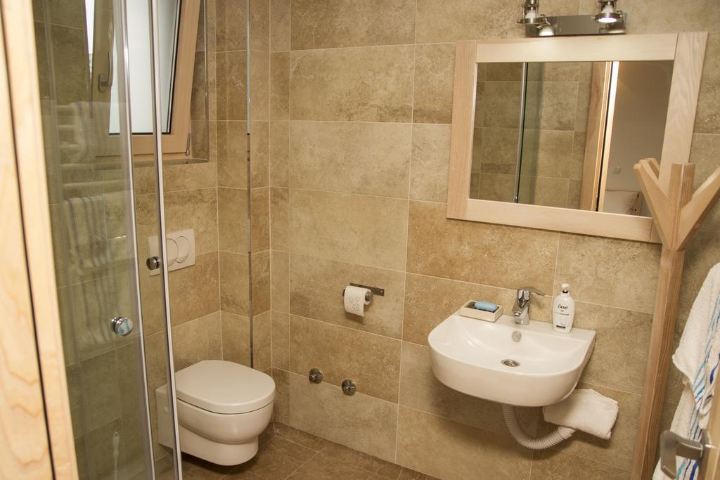 Apartments Brezanin Сутоморе Екстериор снимка