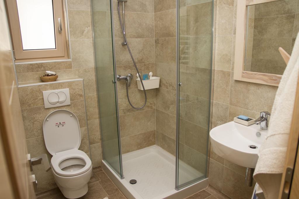 Apartments Brezanin Сутоморе Екстериор снимка