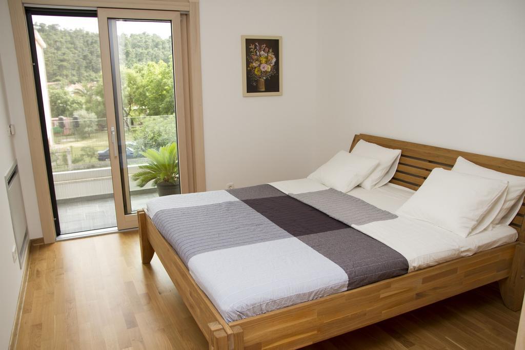 Apartments Brezanin Сутоморе Екстериор снимка