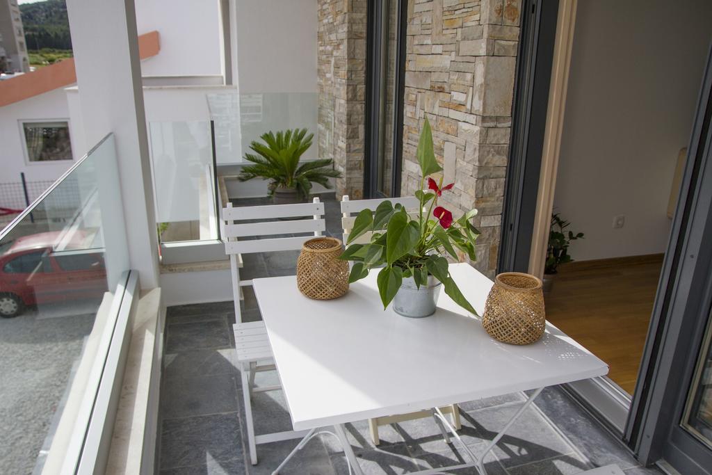 Apartments Brezanin Сутоморе Екстериор снимка