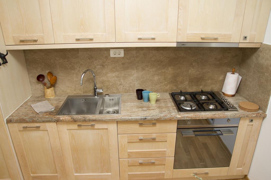 Apartments Brezanin Сутоморе Екстериор снимка